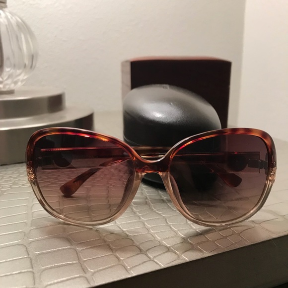 Michael Kors sunglasses - Picture 2 of 2